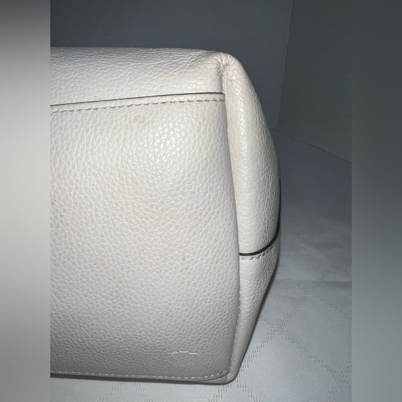 🔥🔥🔥 Coach Leather Ivory City Tote - Picture 12 of 15